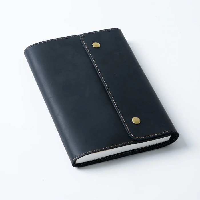 genuine leather a5 sketchbook vintage cowhide notebook with inserts Genuine Leather A5 Sketchbook - Vintage Cowhide Notebook with Inserts