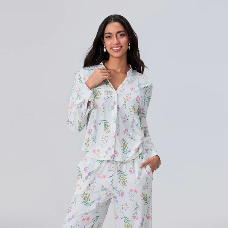 bloom in comfort: floral print loungewear set with v neck top & elastic waist pants Bloom in Comfort: Floral Print Loungewear Set with V-Neck Top & Elastic Waist Pants 6