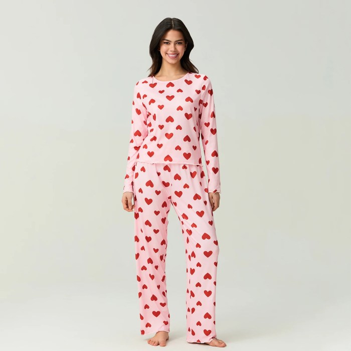Heartfelt Comfort: Valentine’s Day Long Sleeve Top & Pants 2-Piece Spring Set