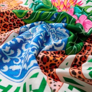 Leopard & Green Geometric Velvet Pillow Cover – Luxury Decorative Cushion for Sofa 5