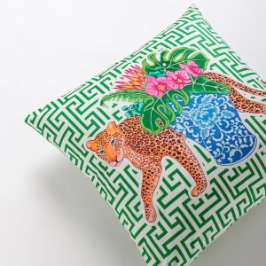 Leopard & Green Geometric Velvet Pillow Cover – Luxury Decorative Cushion for Sofa 4
