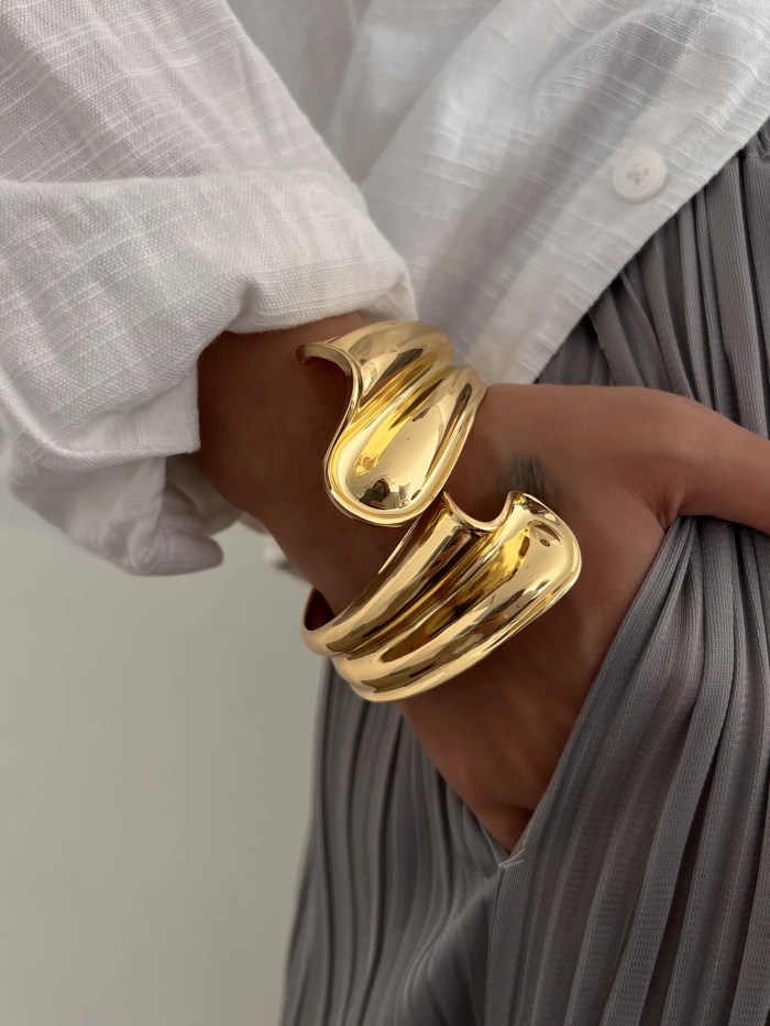 diezi punk hip hop gold color leaves geometric metal wide cuff bangles bracelets fashion spring bangles for women men jewelry DIEZI Punk Hip Hop Gold Color Leaves Geometric Metal Wide Cuff Bangles Bracelets Fashion Spring Bangles For Women Men Jewelry