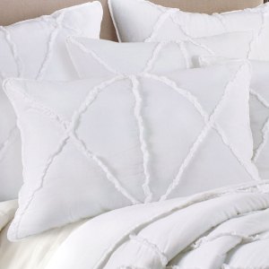 jenny mclean bobby ruffle white 3 piece coverlet set king jenny mclean bobby ruffle white 3 piece coverlet set king