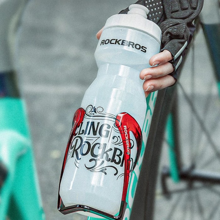 rockbros bicycle water bottle plastic outdoor running sports squeeze bottle ROCKBROS Bicycle Water Bottle Plastic Outdoor Running Sports Squeeze Bottle 2
