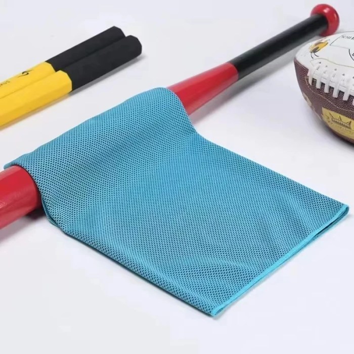 Portable Sport Towel with Mini Silicon Gel Set Cold Towel 2
