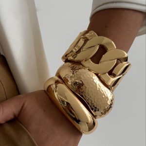 KJoe Exaggerated Smooth Gold Bangles