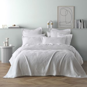 v442 bca coverlets cassiano white ds 202502260945 00.jpg