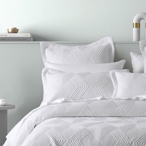 bianca cassiano white polyester jacquard coverlet set single/double bianca cassiano white polyester jacquard coverlet set single/double