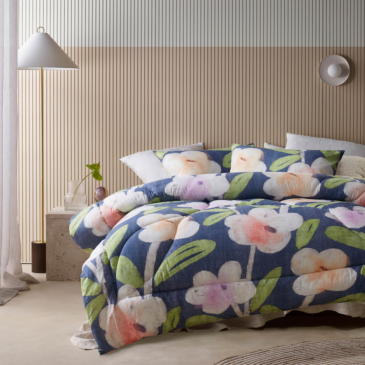 v442 hin comforter bella blue ds 202502280852 00.jpg v442 hin comforter bella blue ds 202502280852 00.jpg