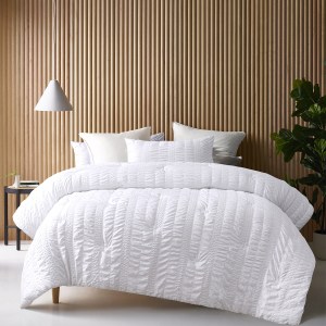 v442 hin comforter seersucker white qs 213117 00.jpg