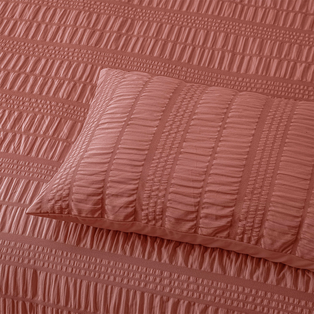 accessorize seersucker tobacco polyester quilt cover set queen