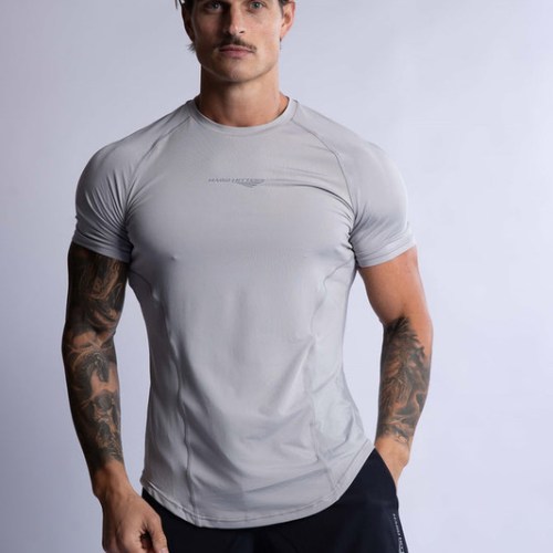 v697 pro tech performance tee silver x large 218040 00.jpg v697 pro tech performance tee silver x large 218040 00.jpg