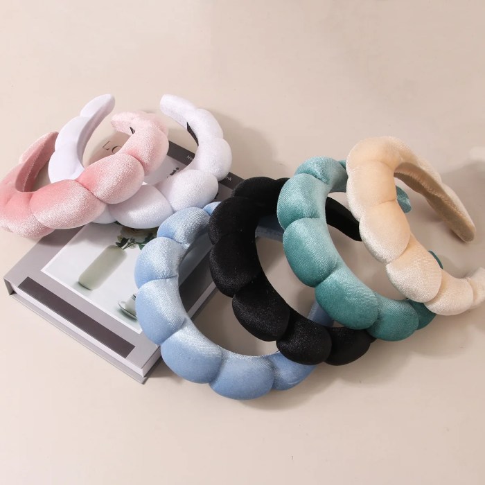 velvet cloud non slip hair band – simple & stylish hair accessory for women Velvet Cloud Non-Slip Hair Band – Simple & Stylish Hair Accessory for Women 2
