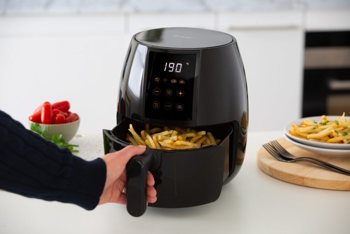 3l digital air fryer w/ 200 c, non stick & removable basket 3l digital air fryer w/ 200 c, non stick & removable basket