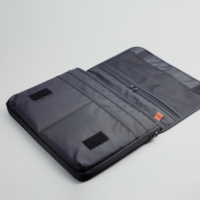 15.6/16 inch laptop sleeve padded shoulder bag travel carry case lato black 15.6/16 inch laptop sleeve padded shoulder bag travel carry case lato black