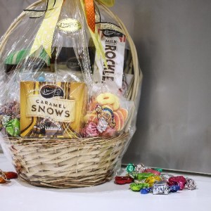 v287 kkindulgencechocolatebasket 97941 00.jpg
