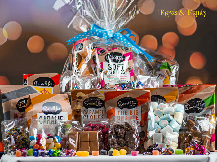 v287 luxuryindulgencechocolategiftbasket 97950 00.png v287 luxuryindulgencechocolategiftbasket 97950 00.png