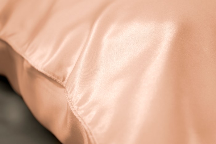 ardor peach spritz silk pillowcase 51x76cm ardor peach spritz silk pillowcase 51x76cm