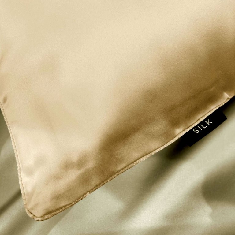 ardor mulberry silk standard pillowcase golden princess ardor mulberry silk standard pillowcase golden princess