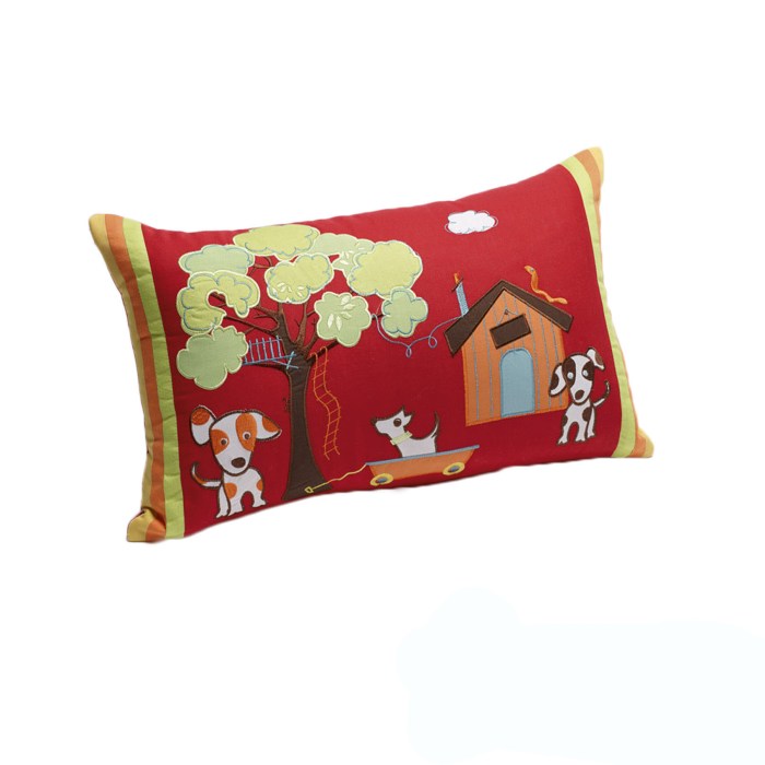 v442 pil cushion oliver red ob 208834 00.jpg