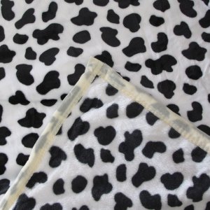 animal skin pattern soft flannel plush single size blanket / large throw rug 150 x 200cm dalmatian animal skin pattern soft flannel plush single size blanket / large throw rug 150 x 200cm dalmatian