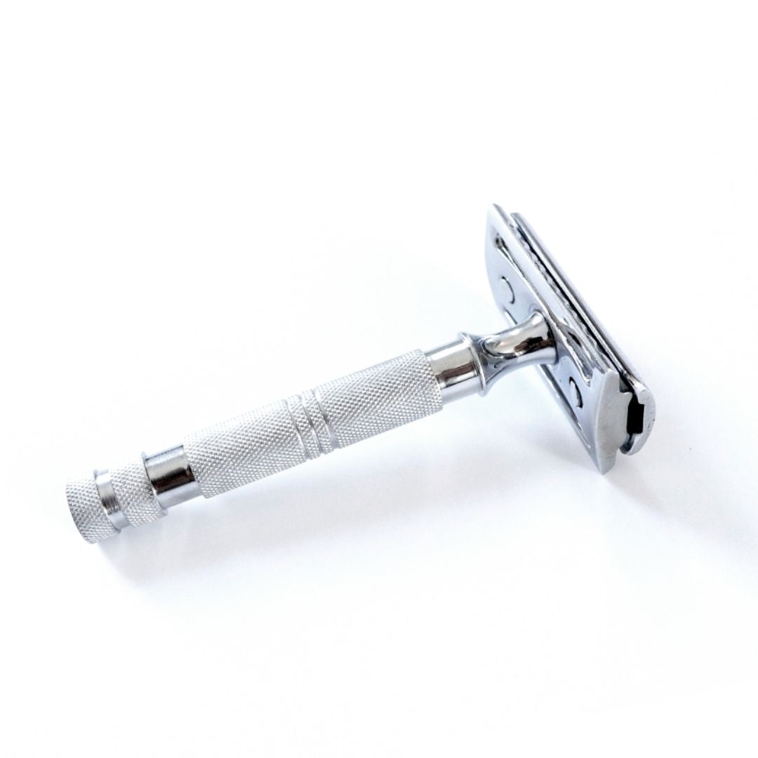 Gillette Stainless Steel Razor in Black Box Gillette Stainless Steel Razor in Black Box