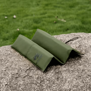 3pcs green portable outdoor folding seat cushion 42cm x 32cm for camping and hiking
