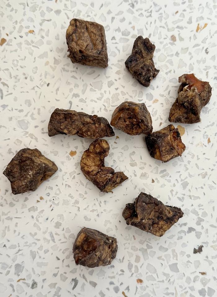 1x just beef puffs (lung cubes) 1x just beef puffs (lung cubes)