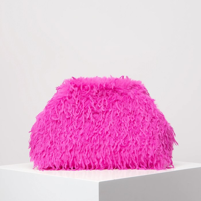 Dopamine Fuzzy Clip Clutch – Large Capacity Party Bag for Women