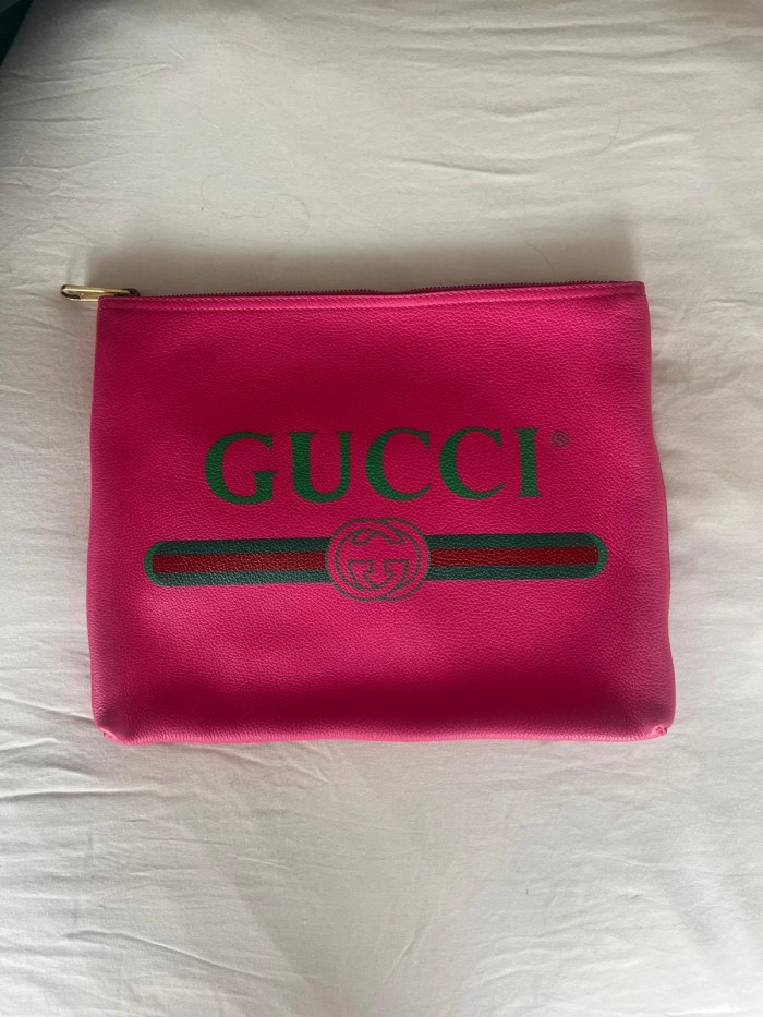 gucci pouch hot pink medium logo portfolio clutch gucci pouch hot pink medium logo portfolio clutch