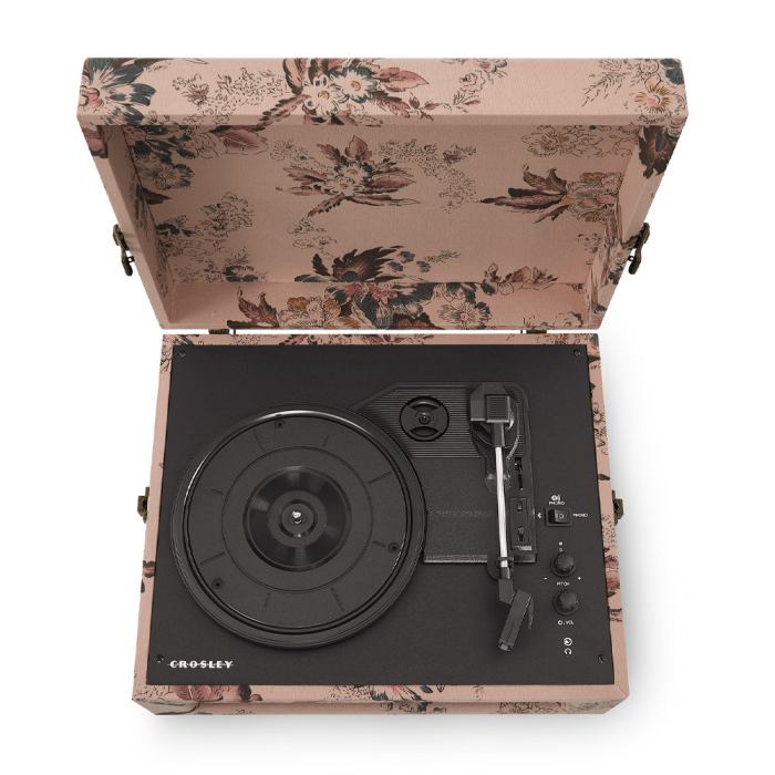 crosley voyager bluetooth portable turntable floral crosley voyager bluetooth portable turntable floral