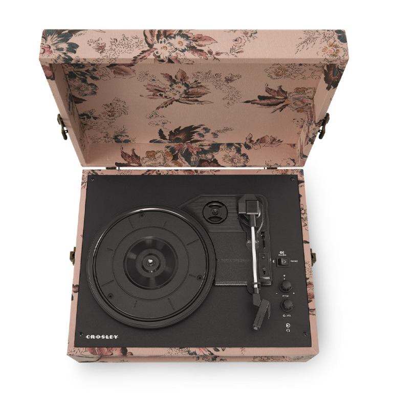 crosley voyager bluetooth portable turntable floral crosley voyager bluetooth portable turntable floral