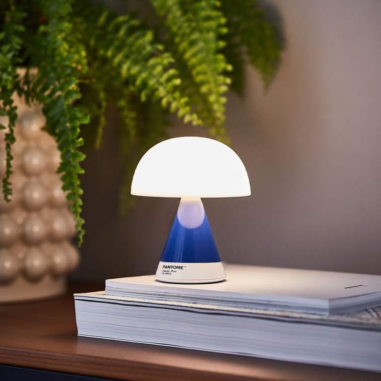 lexon mina m medium portable led lamp pantone classic blue lexon mina m medium portable led lamp pantone classic blue
