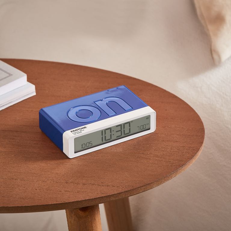 lexon flip classic reversible alarm clock pantone classic blue lexon flip classic reversible alarm clock pantone classic blue