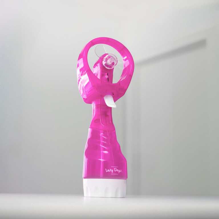 lazy dayz water spray fan pink lazy dayz water spray fan pink