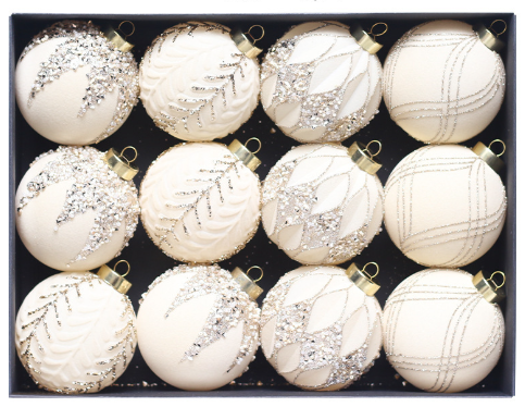 v888 elosung33194 202506061712 00.png Box of twelve white Christmas baubles with glitter designs.
