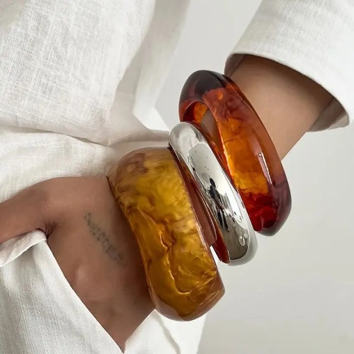 diazi new bohemian vintage punk geometric bangles jewelry fashion brown acrylic resin wide bangles bracelets for women men gift DIAZI New Bohemian Vintage Punk Geometric Bangles Jewelry Fashion Brown Acrylic Resin Wide Bangles Bracelets For Women Men Gift