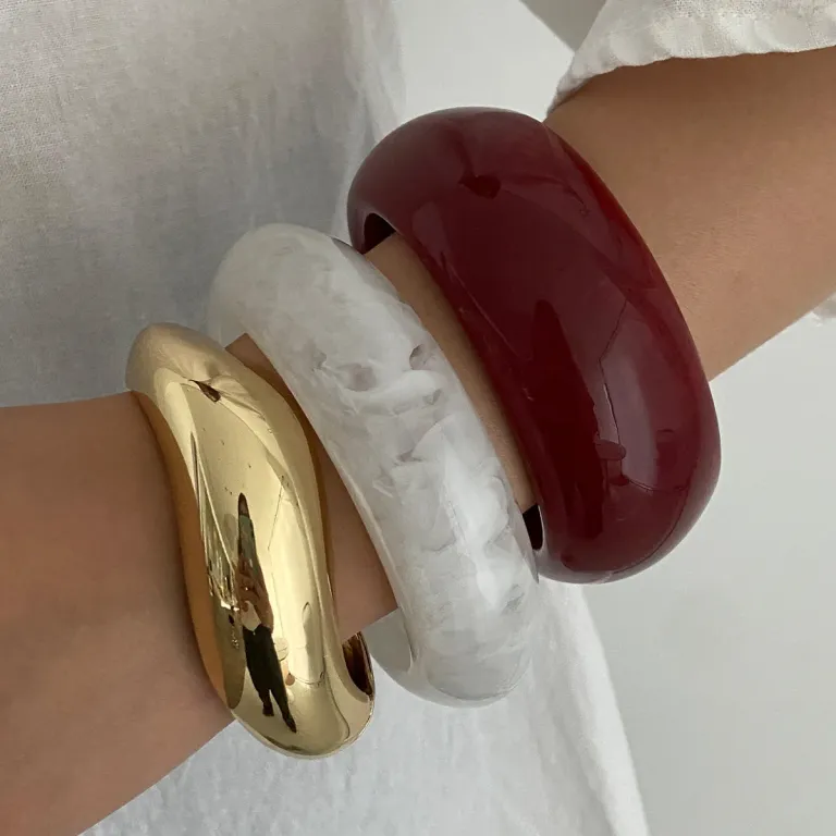 DIAZI 3 Style Bohemian Vintage Geometric Bangles Fashion Punk Wine red White Acrylic Resin Wide Bracelets For Women Men Jewelry