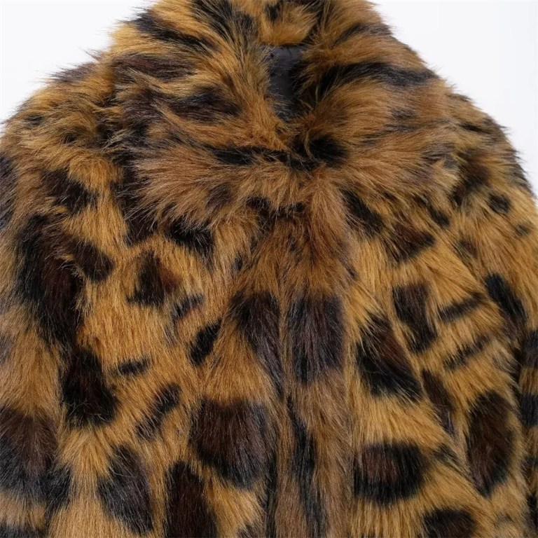zach retro leopard print coat Zach Retro leopard print coat 3