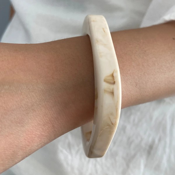 DIAZI 3 Style Punk Geometric Bangles Fashion Vintage Acrylic Beige Orange Resin Wide Bangles Bracelets Women Men Gift Jewelry 5