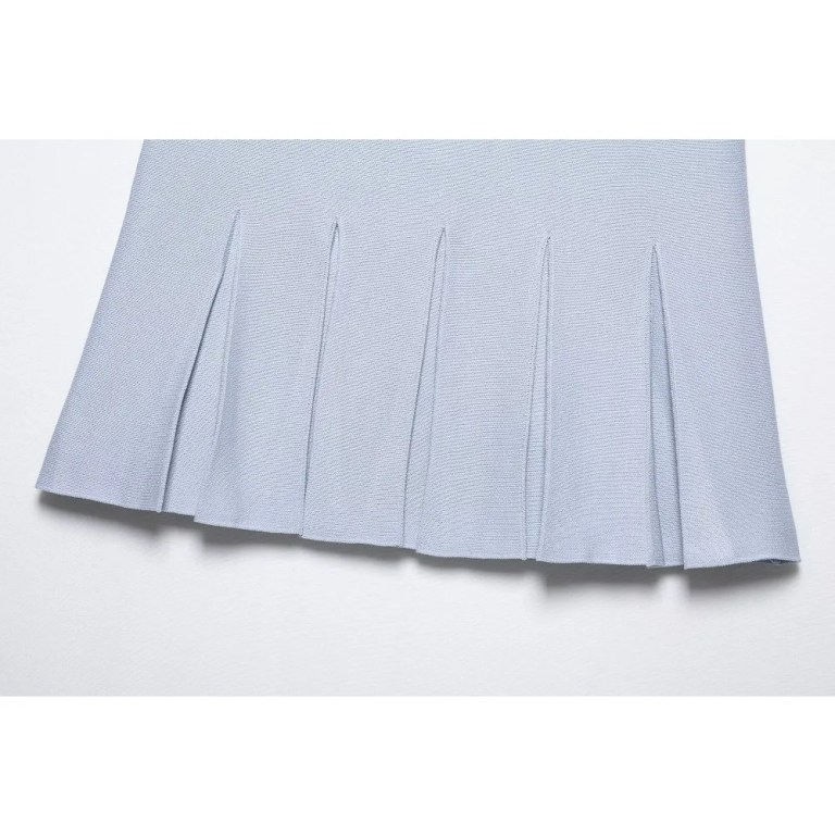 Zach Spring Summer Princess Shortsleeve sweater and pleat skirt set in pale yellow or blue 5