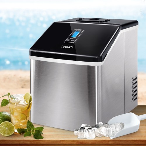 im zb 18f ss 15517 06.jpg Portable ice maker on beach with drink
