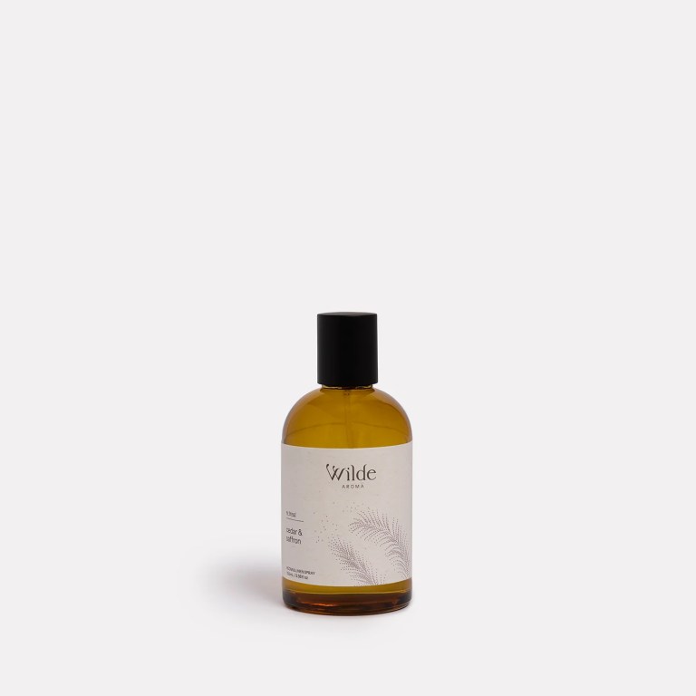 Cedar & Saffron Room Spray Wilde Aroma cedar saffron diffuser bottle