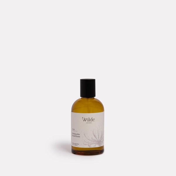 desert lime & lemongrass room spray by wilde aroma (copy) Wilde Aroma honeysuckle and elderflower bottle