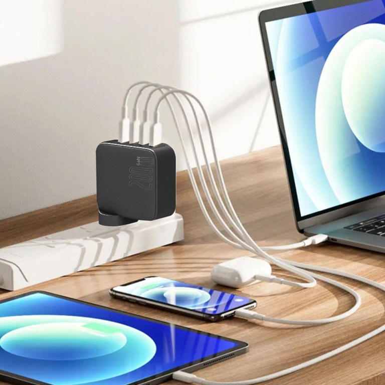 laser pd3.0 200w gan wall charger black Multiple devices charging with 200W GaN charger