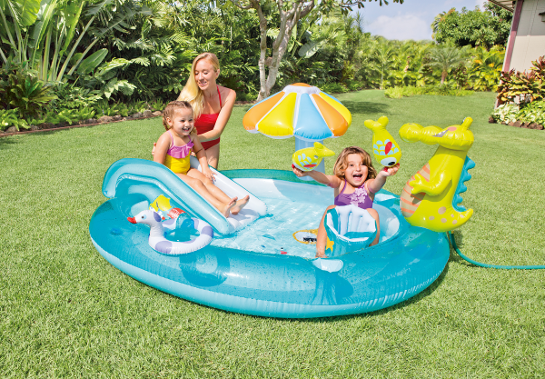 intex gator inflatable play centre 57165 Kids playing in inflatable pool with toys.