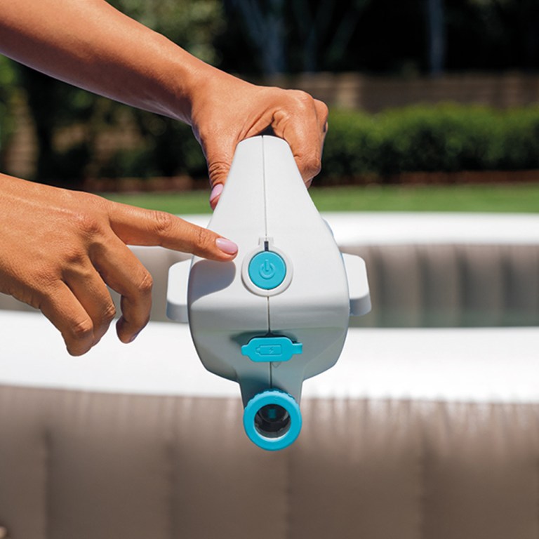 intex pool vacuum rechargeable handheld 28626 intex pool vacuum rechargeable handheld 28626