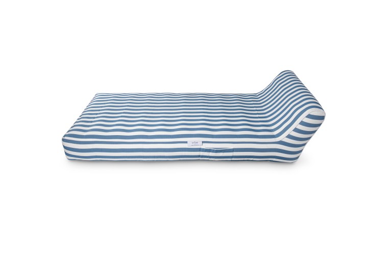 spire paradisus luxury pool lounge blue stripe rl 884b Striped blue and white modern lounge chair.
