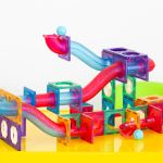 118 pcs non toxic stem educational, durable magnetic tiles/puzzle with storage bag Colourful magnetic ball run for kids