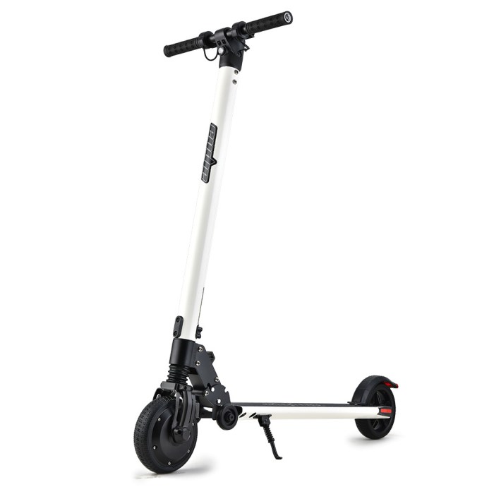 v219 trnescala3wa 74415 00.jpg Electric scooter with white frame and black wheels.